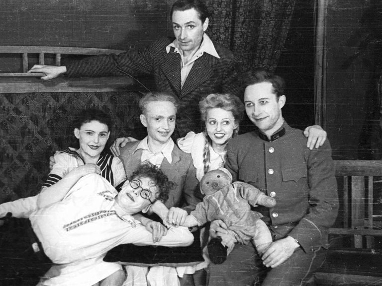 «Старые друзья» , 1947