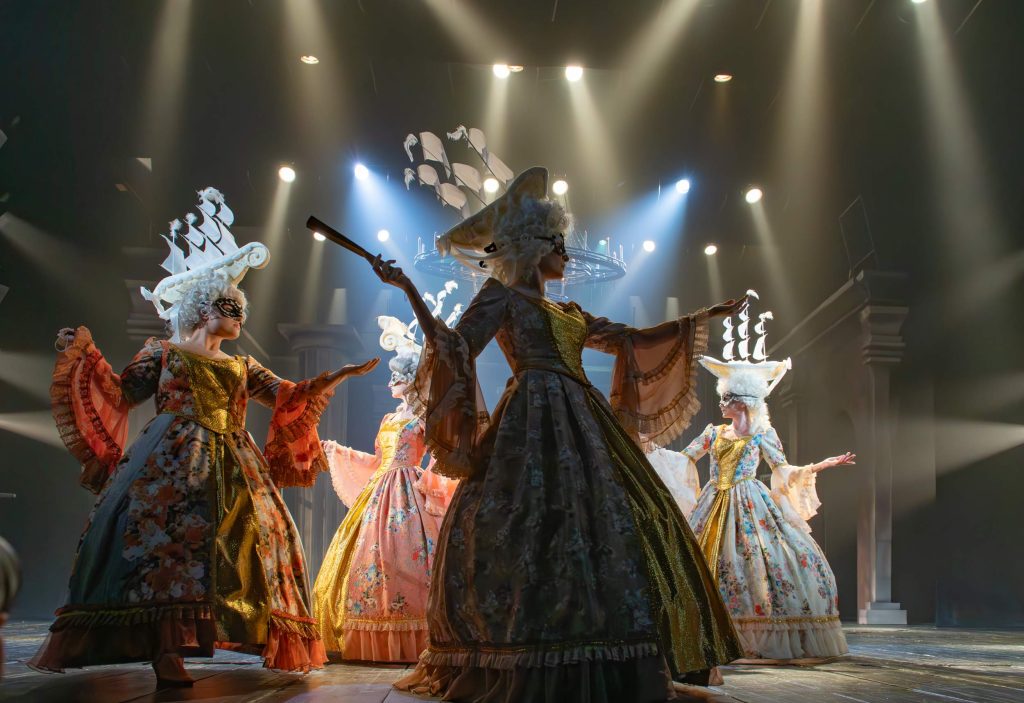 Фото из галлереи